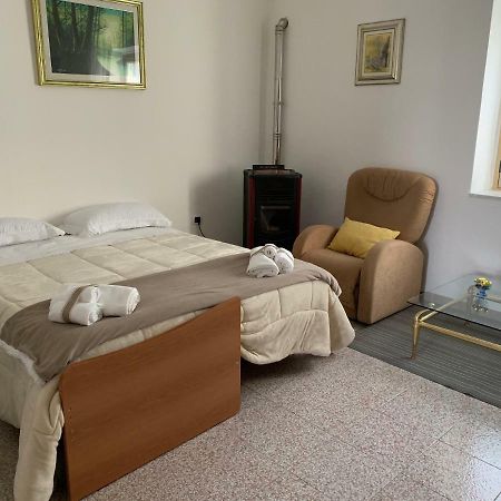 Fra Il Mare E La Sila Apartment Cerenzia Exterior photo